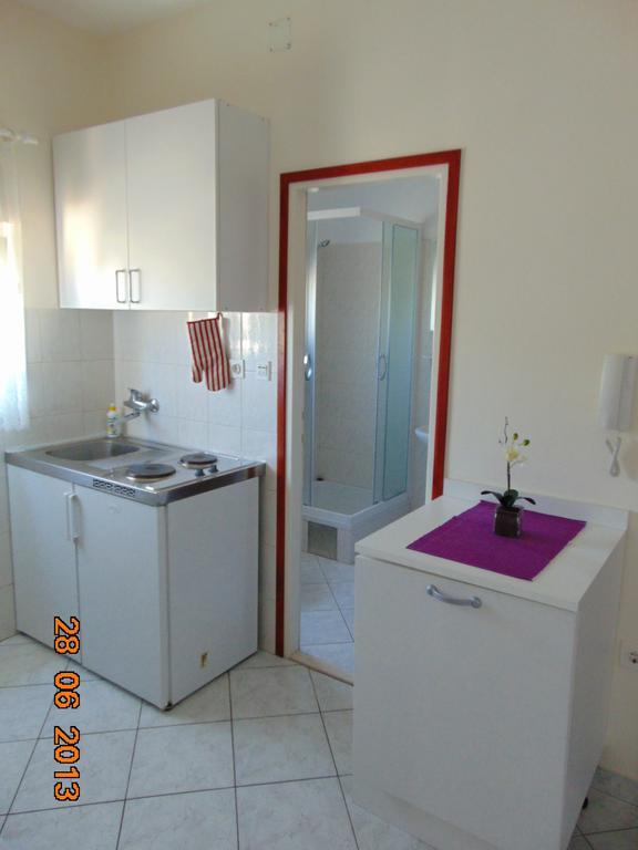 Apartments Borozan Vinišće Værelse billede