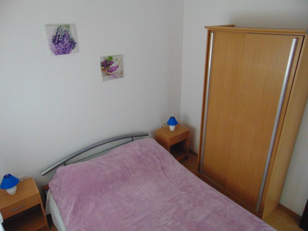 Apartments Borozan Vinišće Værelse billede