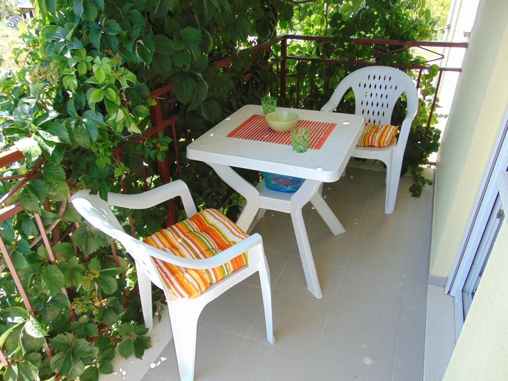 Apartments Borozan Vinišće Værelse billede