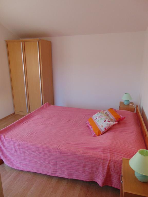Apartments Borozan Vinišće Værelse billede
